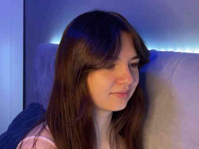 AlisaRichGold webcam