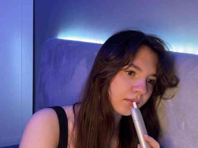 AlisaRichGold webcam