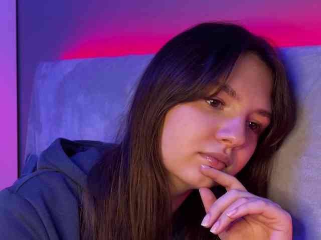 AlisaRichGold webcam
