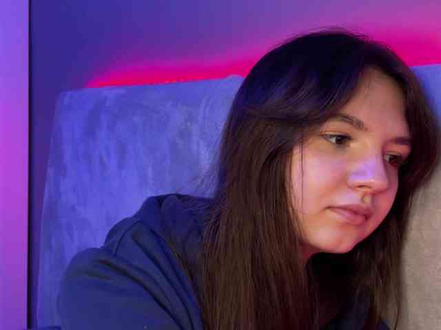 AlisaRichGold webcam