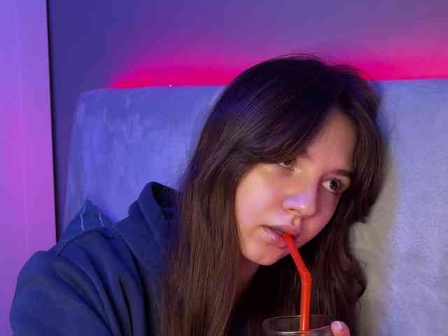 AlisaRichGold webcam