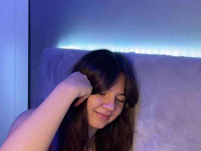 AlisaRichGold webcam