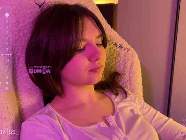 -FoxAlisa- Live Webcam on BongaCams