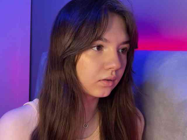 AlisaRichGold webcam