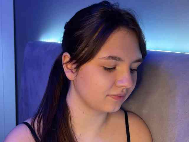 AlisaRichGold webcam