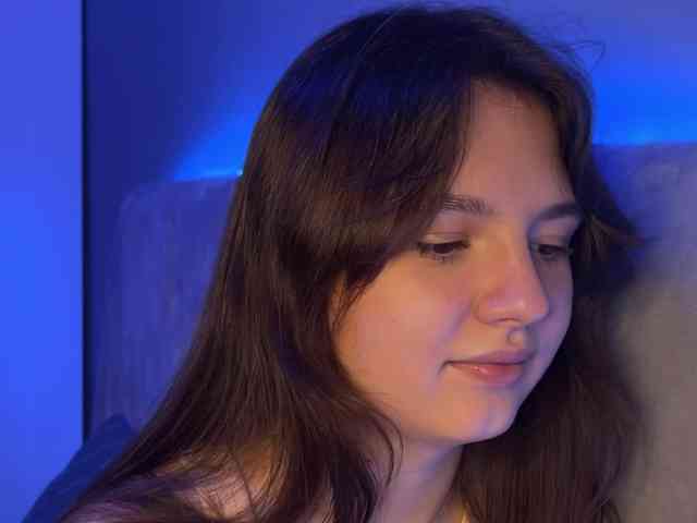 -FoxAlisa- Live Webcam on BongaCams