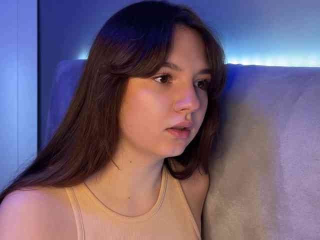 AlisaRichGold webcam