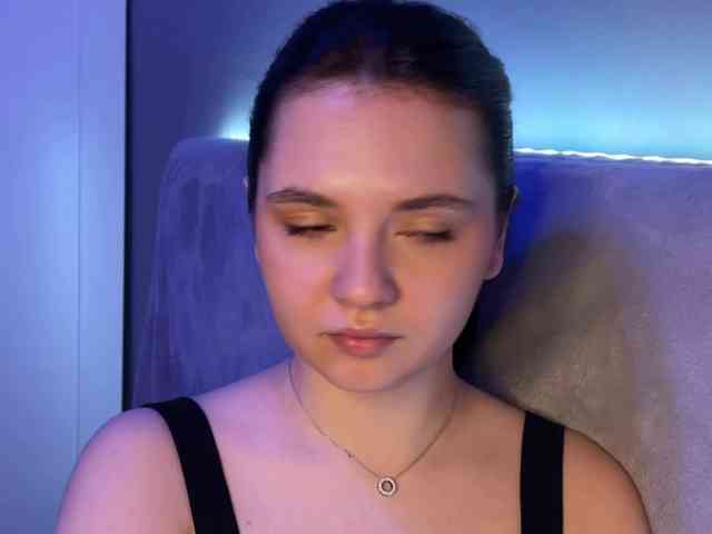 AlisaRichGold webcam