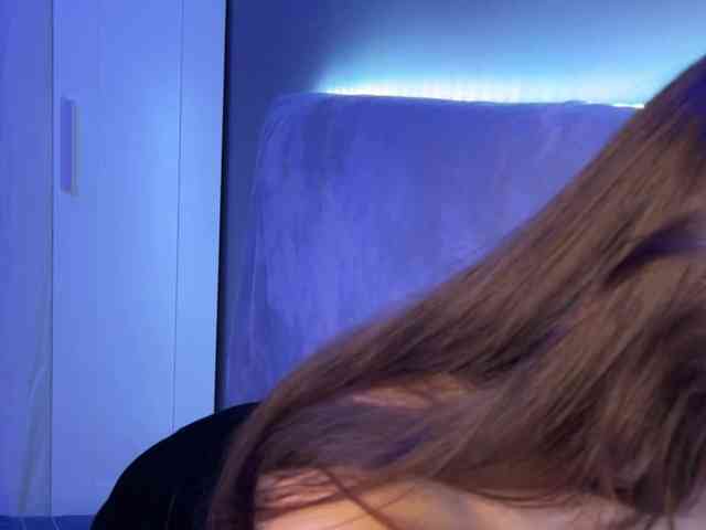 -FoxAlisa- Live Webcam on BongaCams