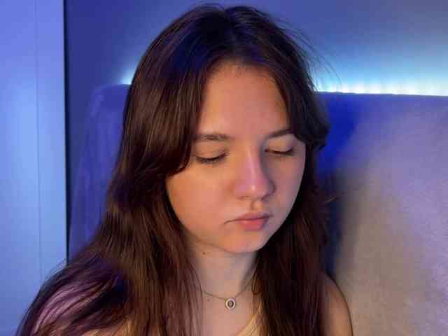 AlisaRichGold webcam