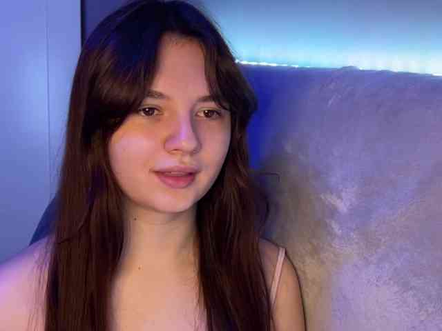 AlisaRichGold webcam