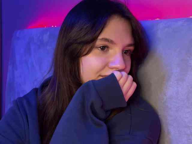 AlisaRichGold webcam