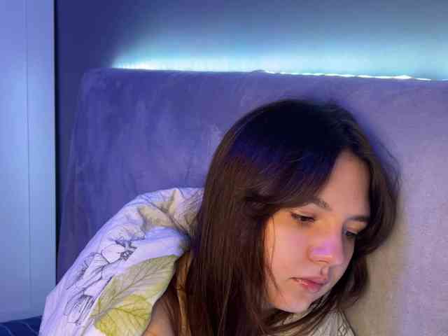 AlisaRichGold webcam