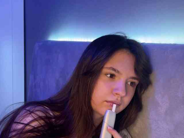 AlisaRichGold webcam