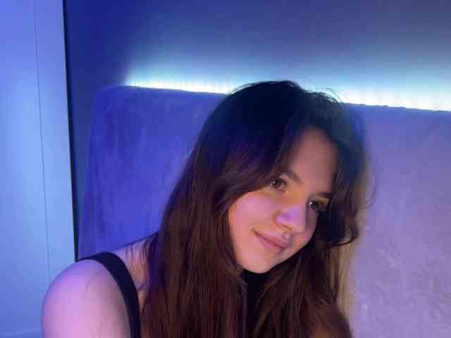 AlisaRichGold webcam