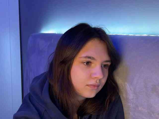 AlisaRichGold webcam