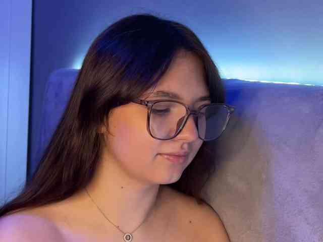 AlisaRichGold webcam