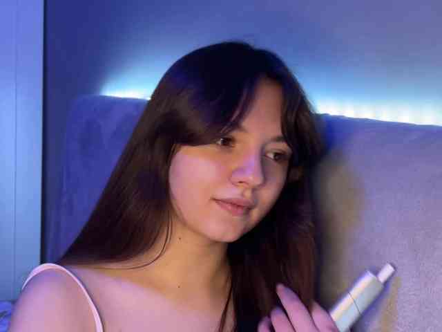 AlisaRichGold webcam