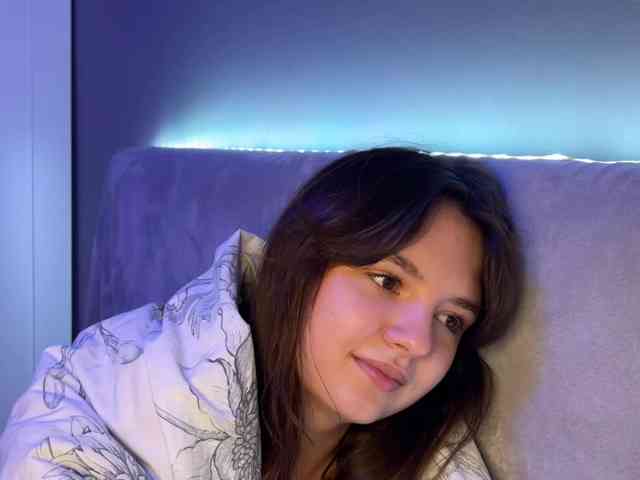 AlisaRichGold webcam
