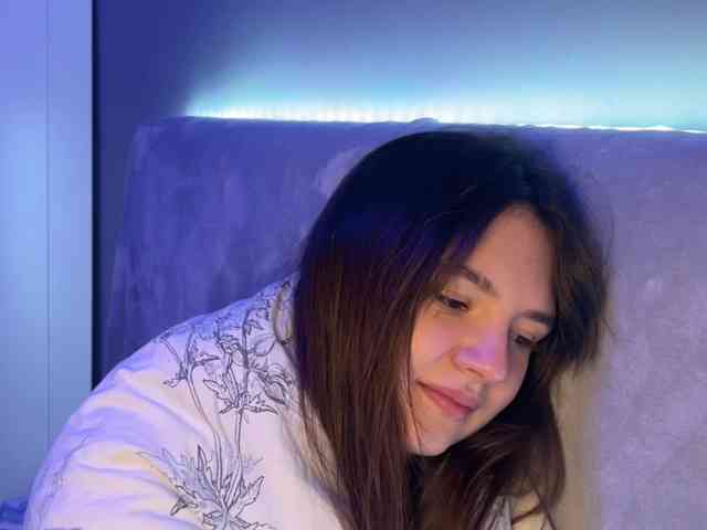 AlisaRichGold webcam