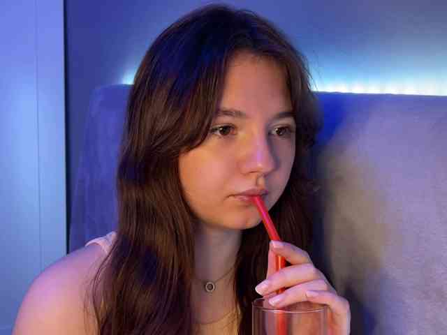 AlisaRichGold webcam