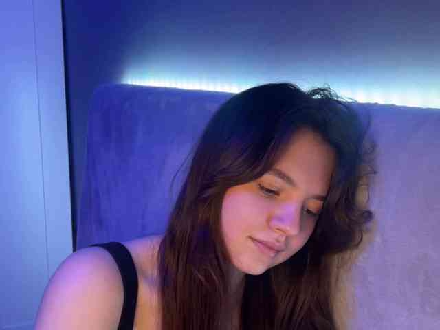 AlisaRichGold webcam