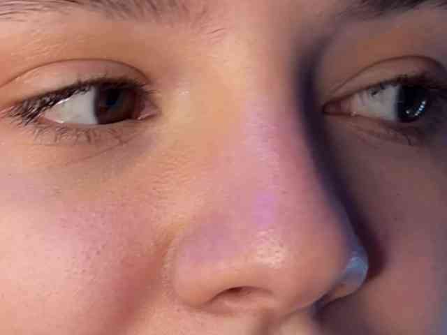 AlisaRichGold webcam