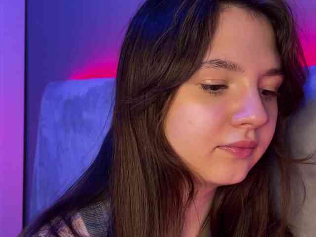 AlisaRichGold webcam