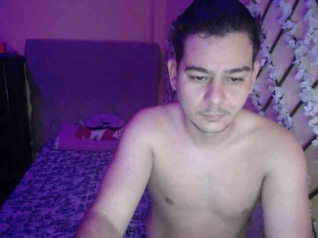 ANDREAHOTCOUPLE69 webcam