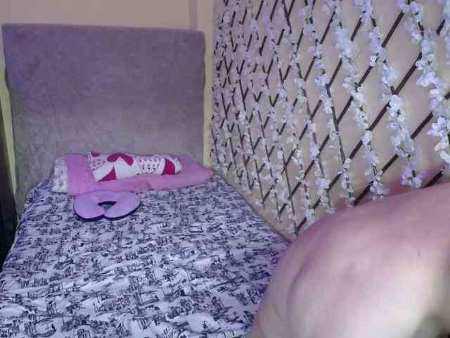 ANDREAHOTCOUPLE69 webcam