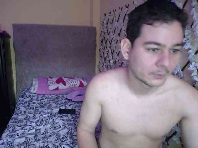 ANDREAHOTCOUPLE69 webcam
