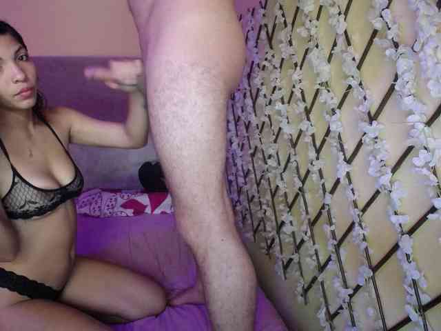 ANDREAHOTCOUPLE69 webcam