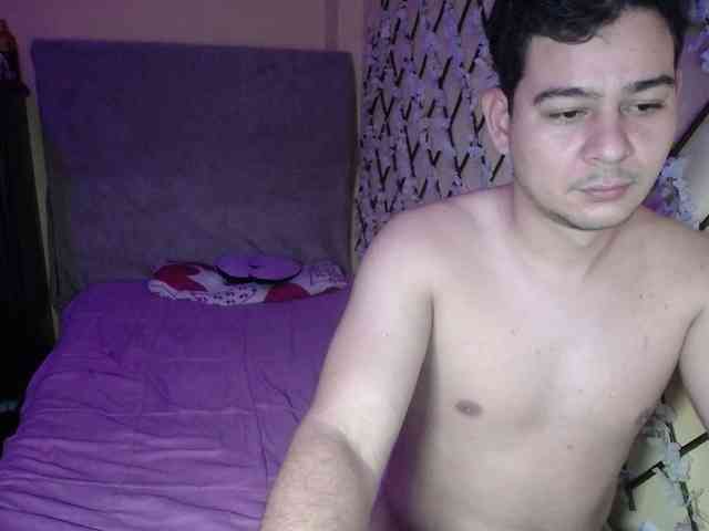 ANDREAHOTCOUPLE69 webcam