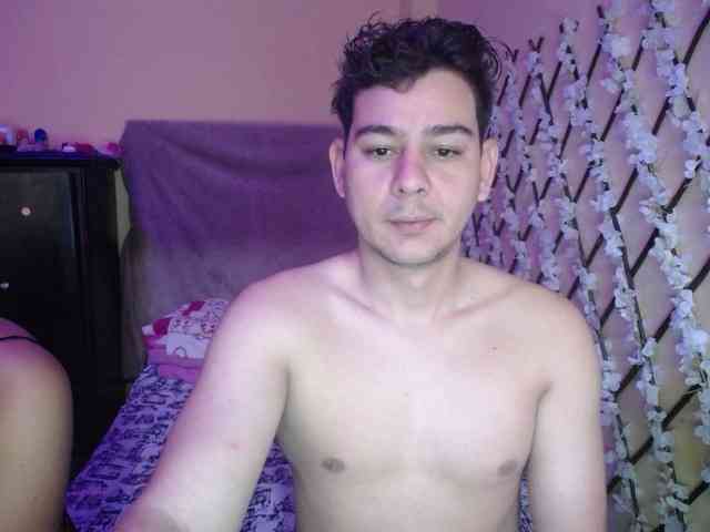 ANDREAHOTCOUPLE69 webcam