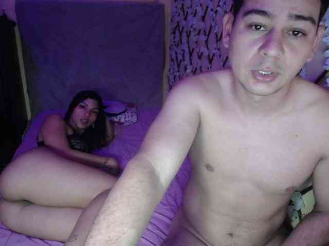 ANDREAHOTCOUPLE69 webcam
