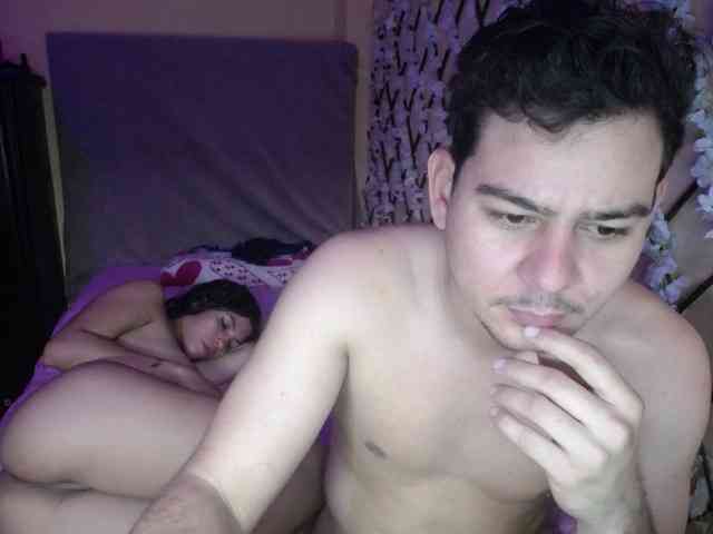 ANDREAHOTCOUPLE69 webcam