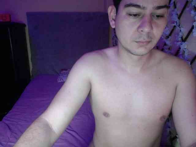 ANDREAHOTCOUPLE69 webcam