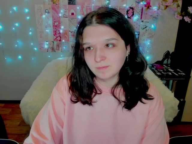 Acid-Kate's BongaCams show and profile