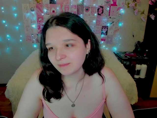 Acid-Kate's BongaCams show and profile
