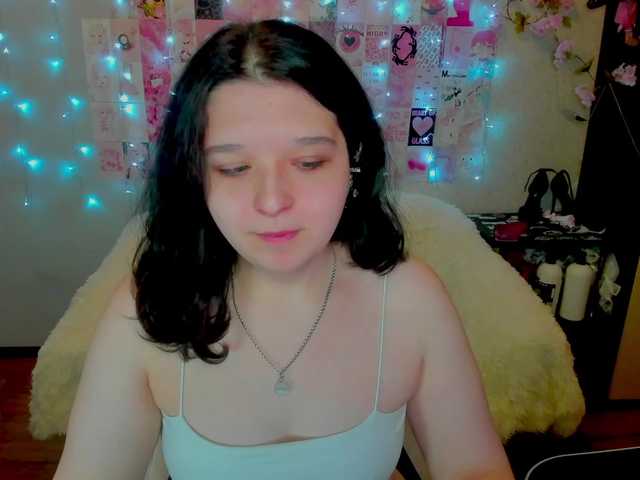 Acid-Kate's BongaCams show and profile