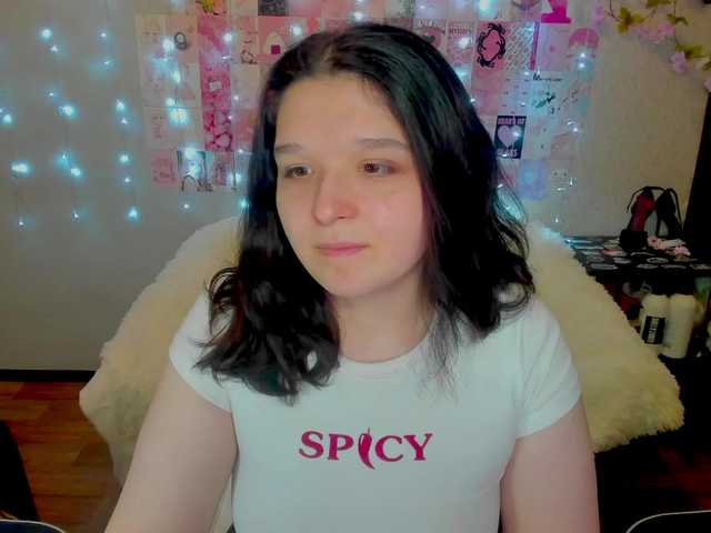 Acid-Kate's BongaCams show and profile