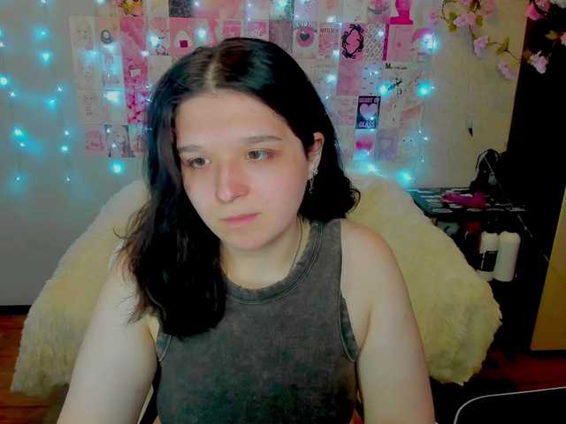 Acid-Kate's BongaCams show and profile