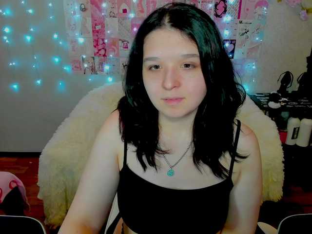 Acid-Kate's BongaCams show and profile