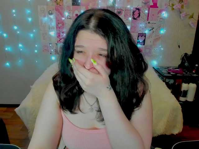 Acid-Kate's BongaCams show and profile