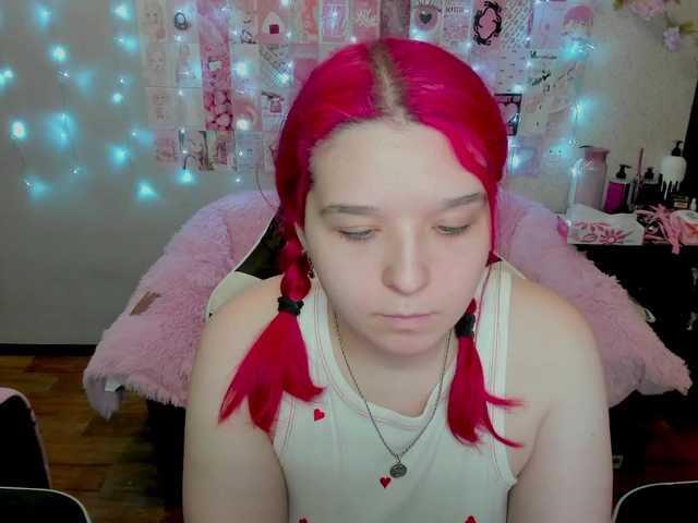 Acid-Kate's BongaCams show and profile