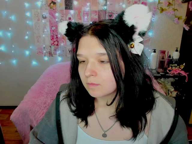 Acid-Kate's BongaCams show and profile