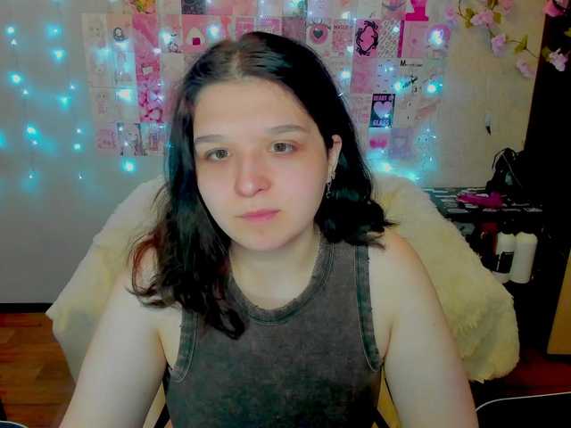 Acid-Kate's BongaCams show and profile