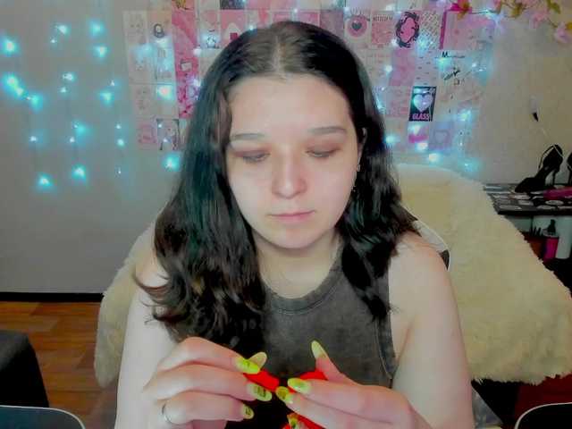 Acid-Kate's BongaCams show and profile