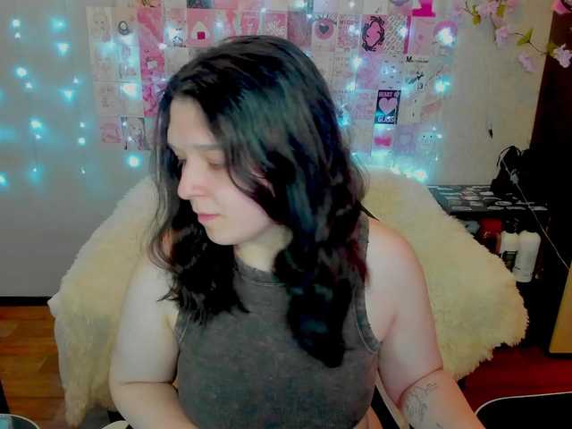 Acid-Kate's BongaCams show and profile