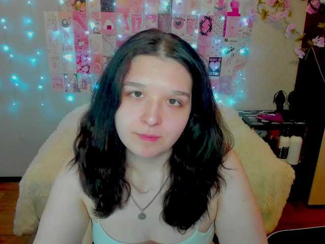 Acid-Kate's BongaCams show and profile